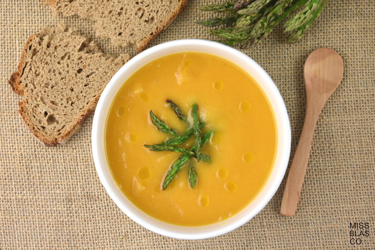 Pumpkin Apple Soup with asparagus