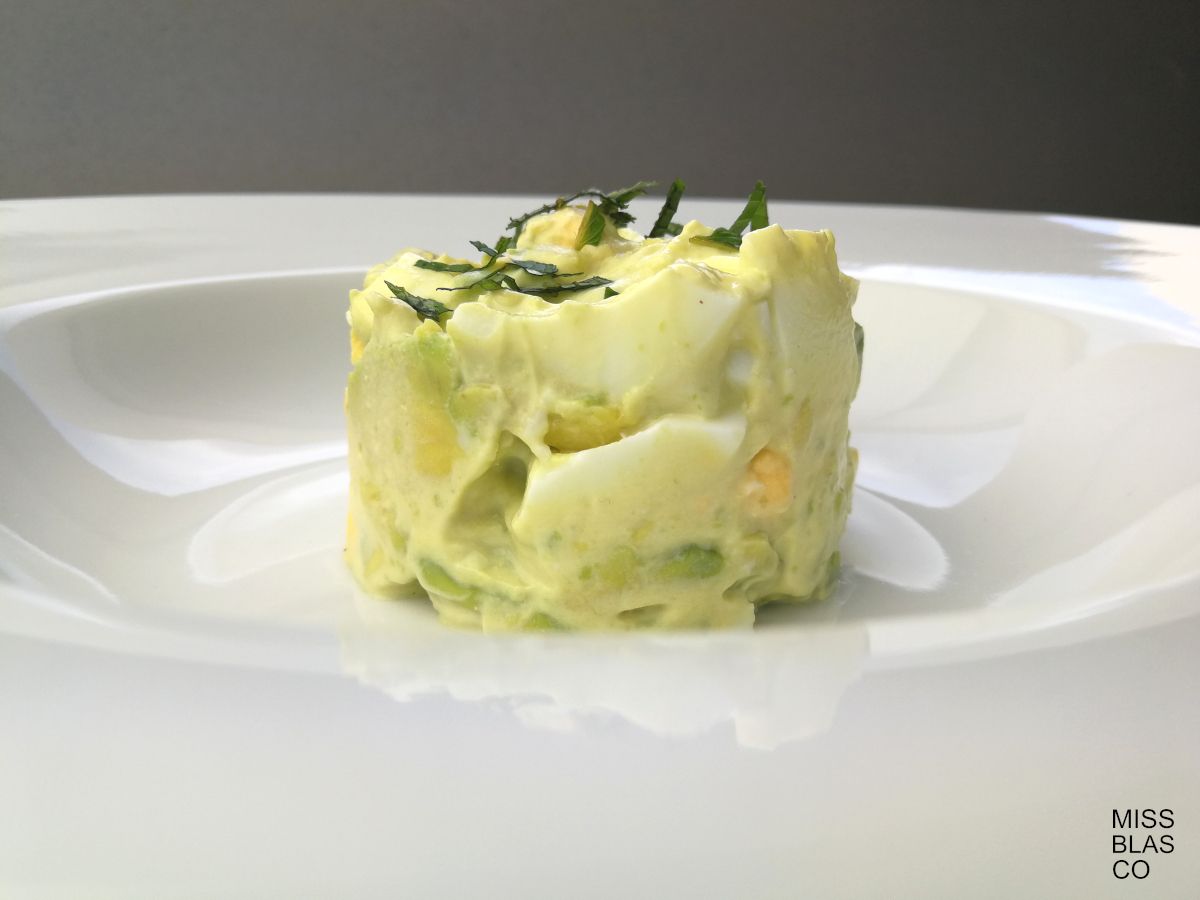 Low Carb Avocado Egg Salad