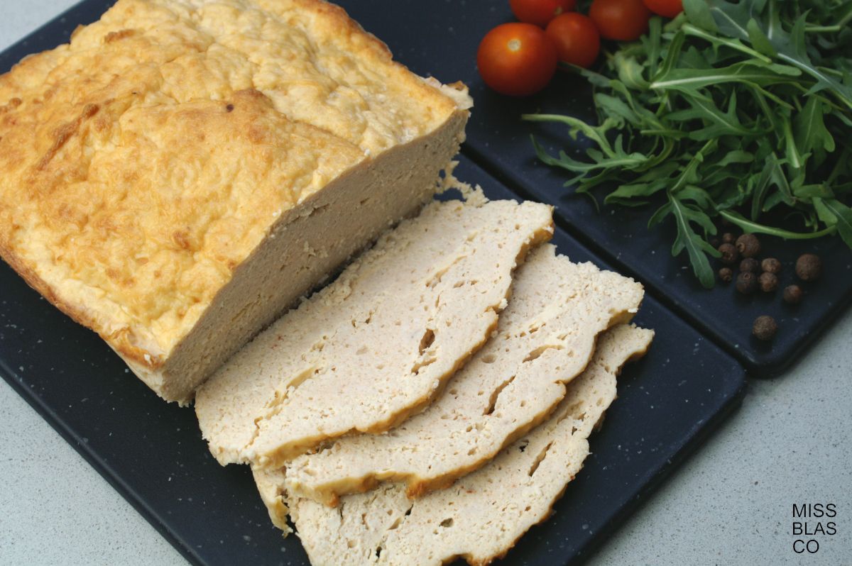 sliced homemade chicken deli meat