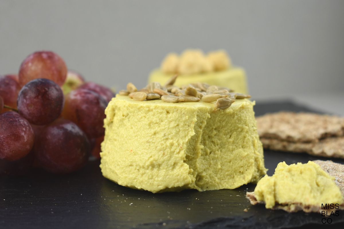 Curry-Flavored Vegan Cheese