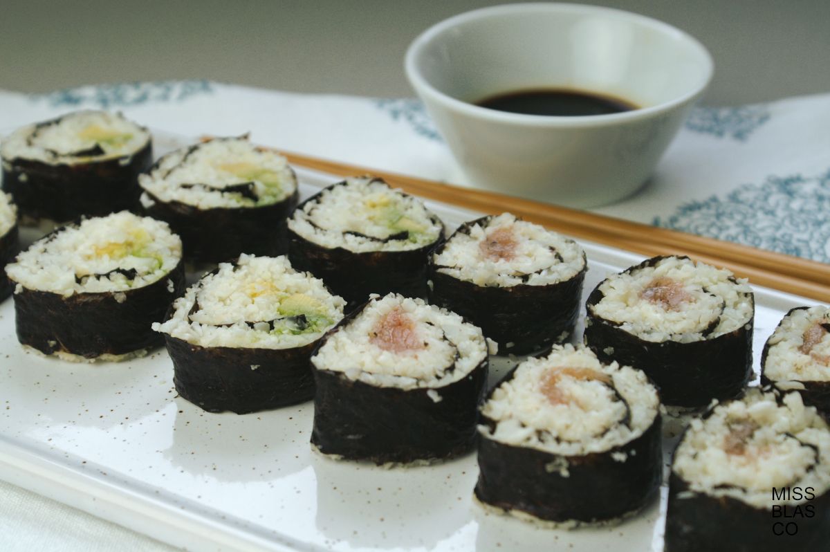 cauliflower rice sushi rolls