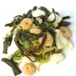 zicchini noodles with seaweed and prawns