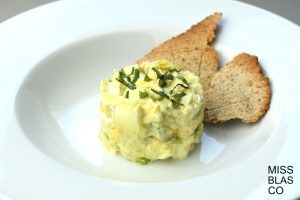 Ensalada de Huevo y aguacate