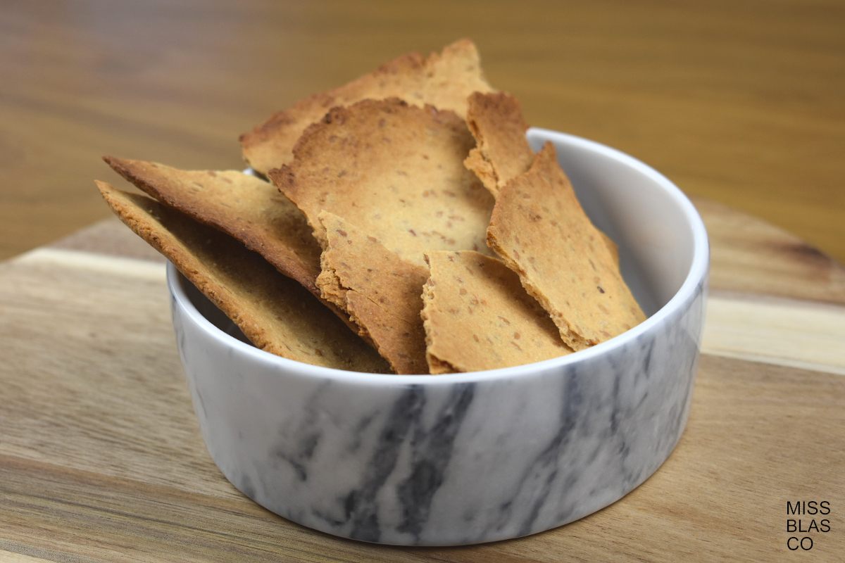 Easy Gluten-Free Crackers in a bowl