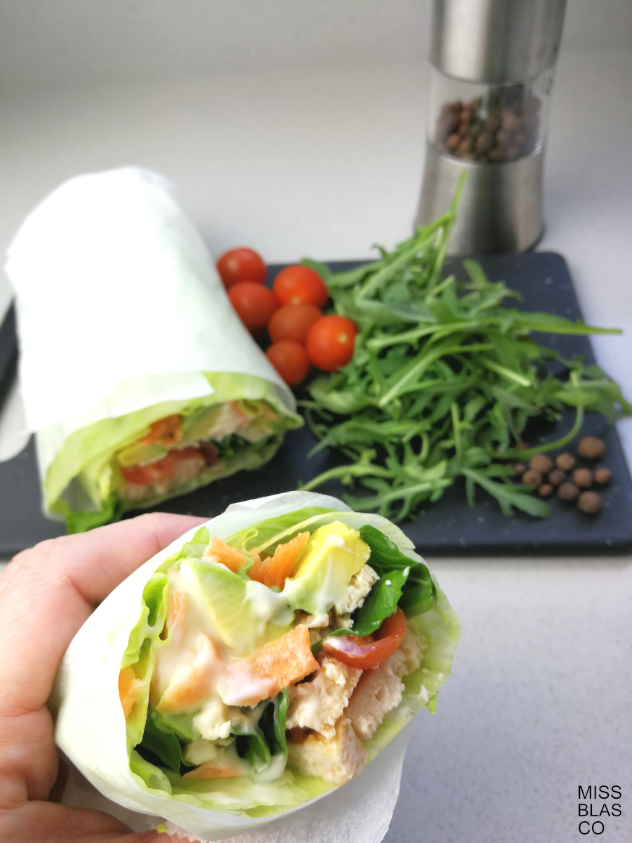 Lettuce Wrap with arugula