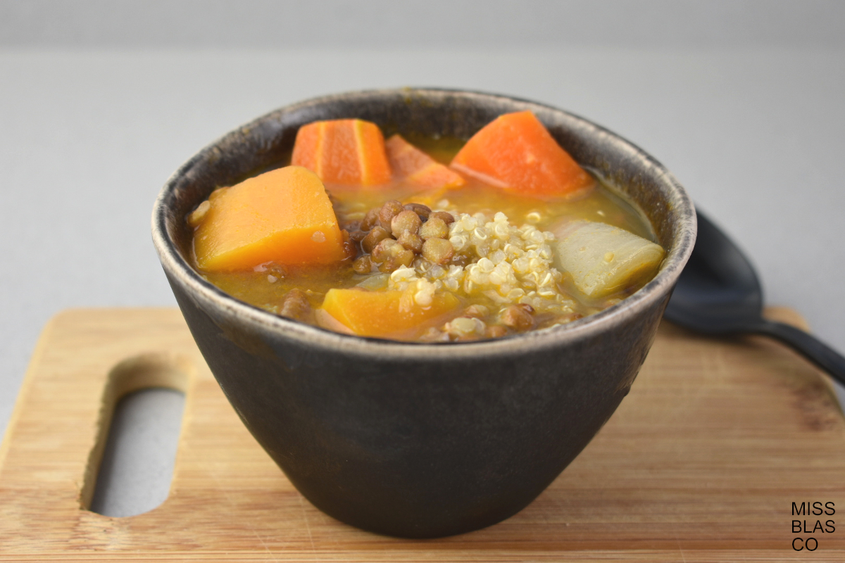Lentils and quinoa bowl