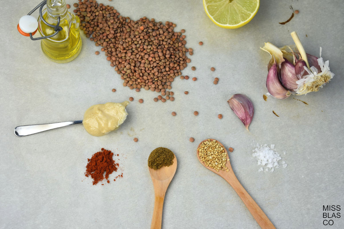 Lentil hummus ingredients