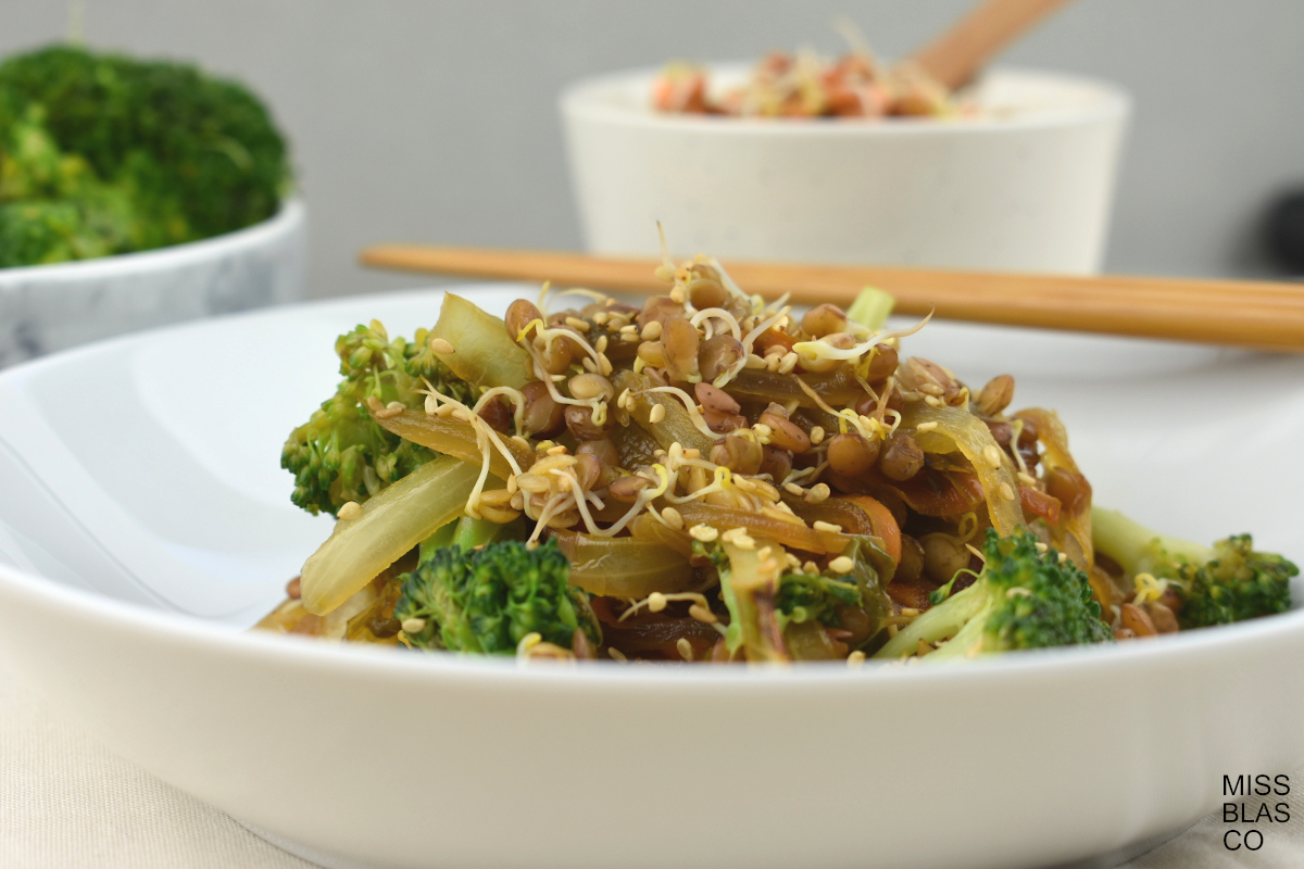 Sprouted Lentil Stir-Fry 