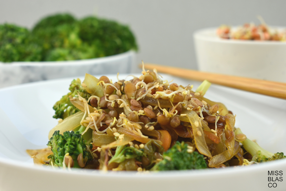 sprouted lentils with vegetables